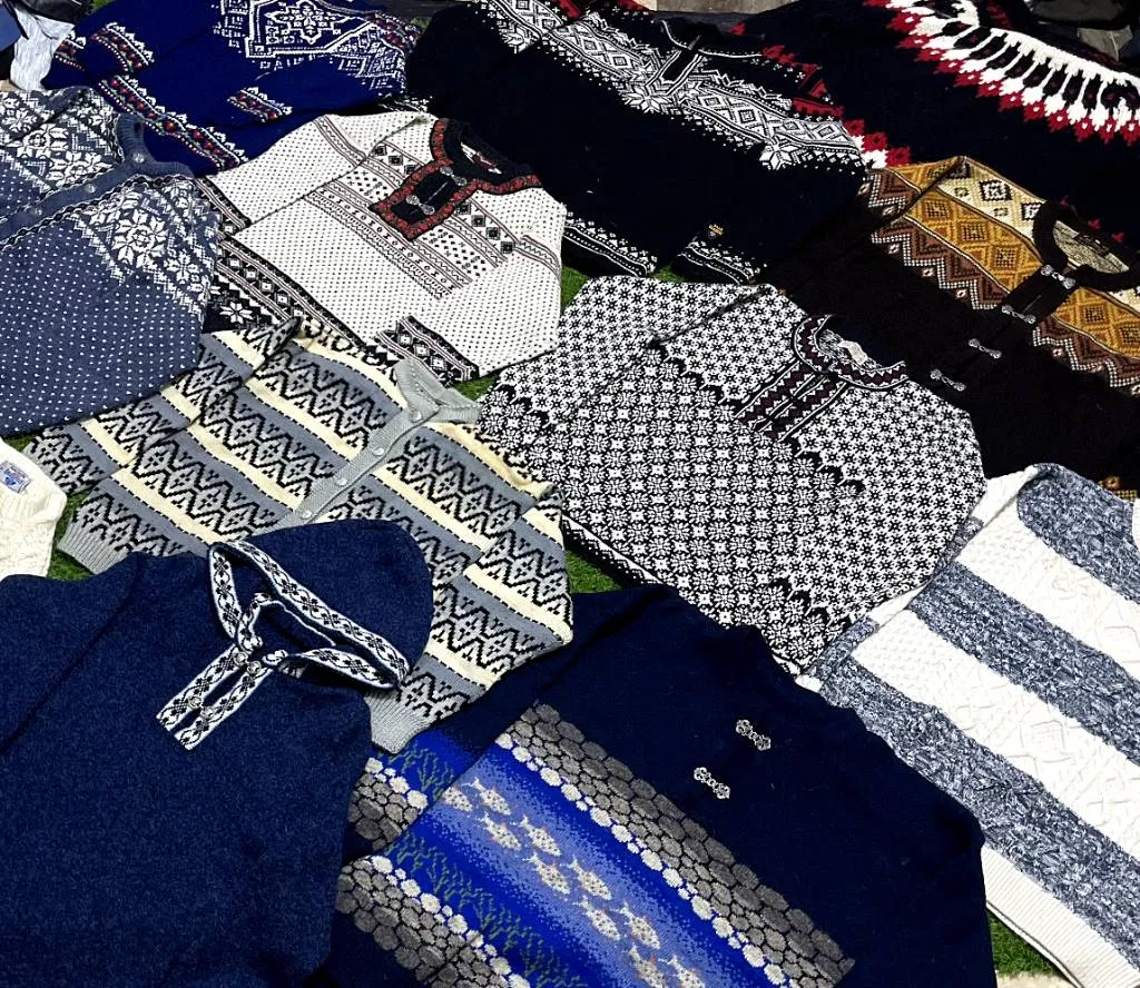 Fisherman & Norwegian style Sweaters 16-Pieces