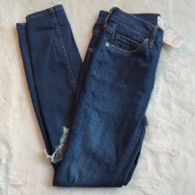 Free People Mid Rise Distressed Skinny Blue Jeans Size 25 NWT Waist 25 Inches
