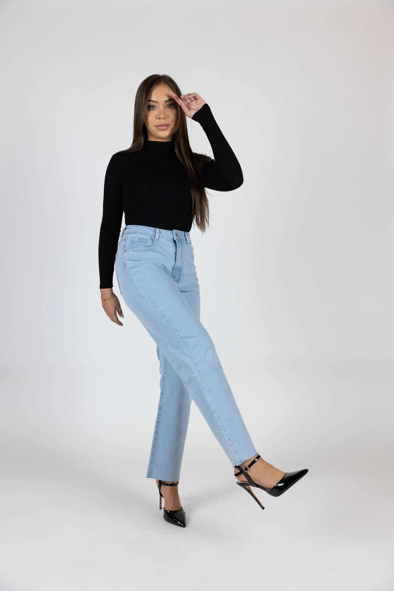 Raw Hem Stretch Straight Leg Jeans