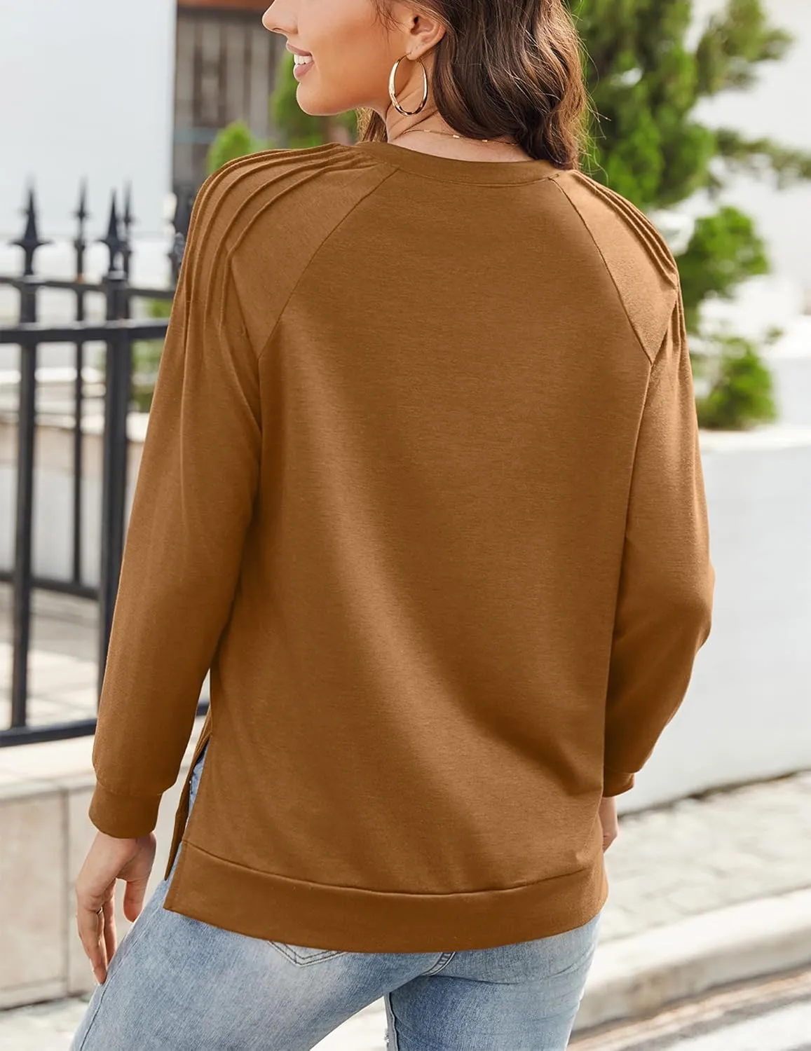 Zeagoo Womens Crewneck Sweatshirt Long Sleeve Tunic Tops